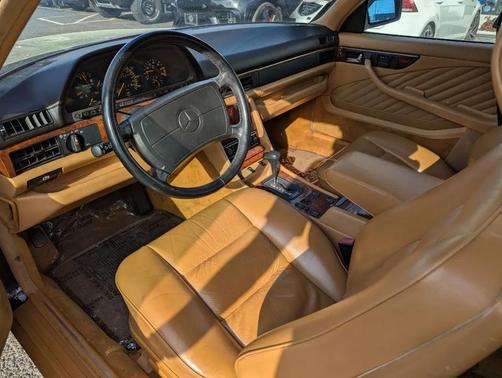 Black 1991 Mercedes-Benz S-Class 560SEC