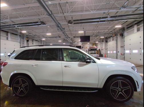 2022 Mercedes-Benz GLS 450 4MATIC