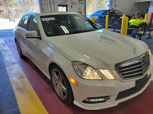 2013 Mercedes-Benz E-Class 4MATIC