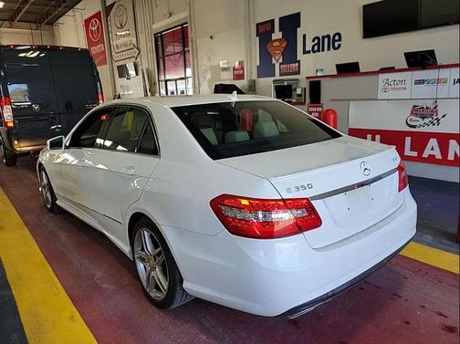 2013 Mercedes-Benz E-Class 4MATIC