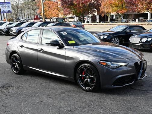 2019 Alfa Romeo Giulia Ti Sport