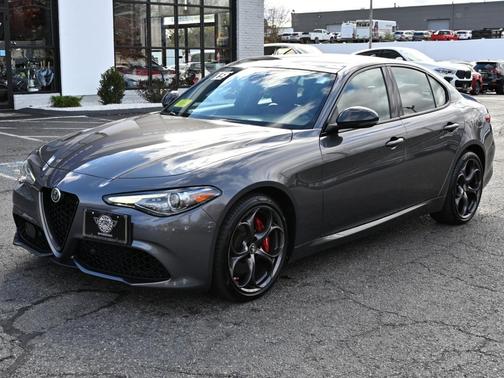 2019 Alfa Romeo Giulia Ti Sport