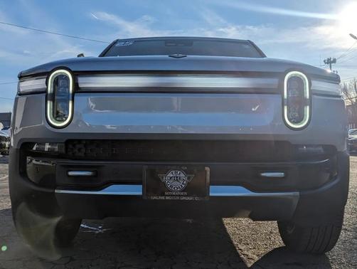 2025 Rivian R1S Adventure Dual-Motor Max Pack