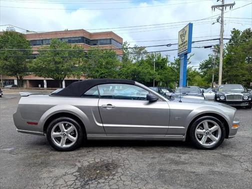 2008 Ford Mustang GT Deluxe