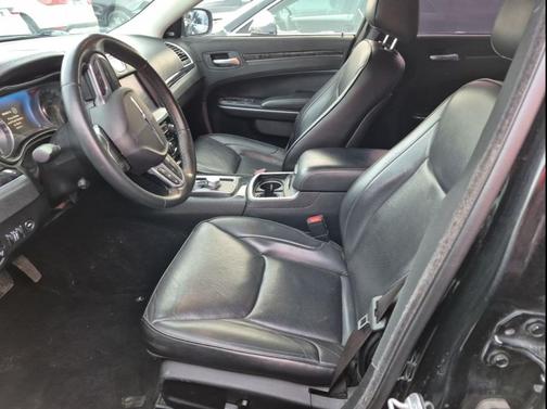 2021 Chrysler 300 Touring