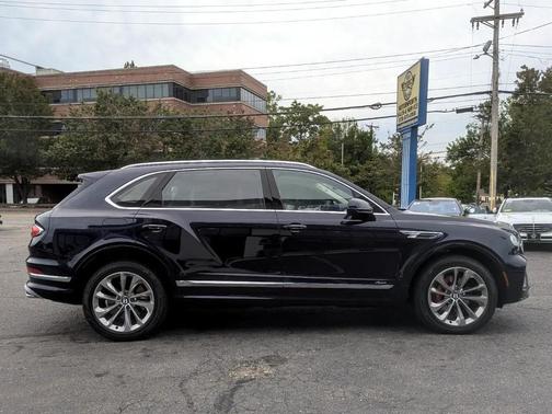 2023 Bentley Bentayga Azure AWD