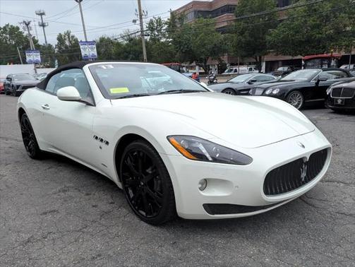 2013 Maserati GranTurismo Base