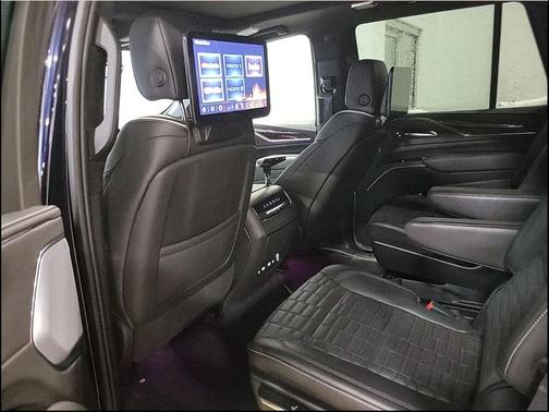 2023 Cadillac Escalade Sport Platinum