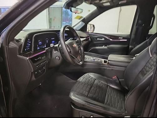 2023 Cadillac Escalade Sport Platinum