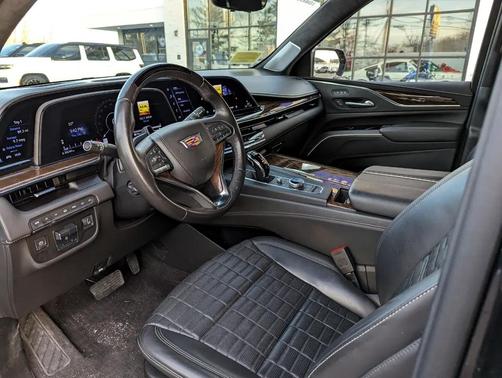 2023 Cadillac Escalade Sport Platinum