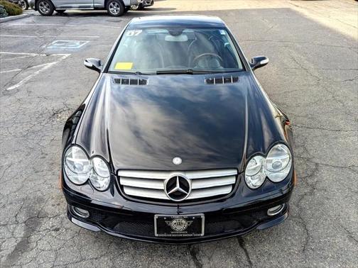 2007 Mercedes-Benz SL-Class 2dr Roadster 5.5L V8