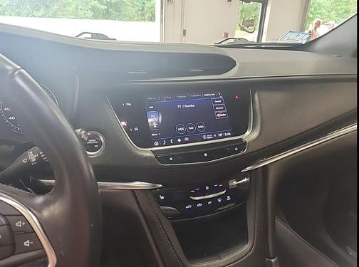 2021 Cadillac XT5 Premium Luxury