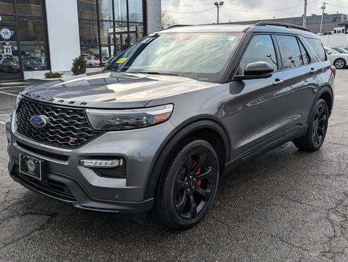 2021 Ford Explorer ST