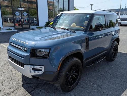 Tasman Blue Metallic 2024 Land Rover Defender 90 P300 S