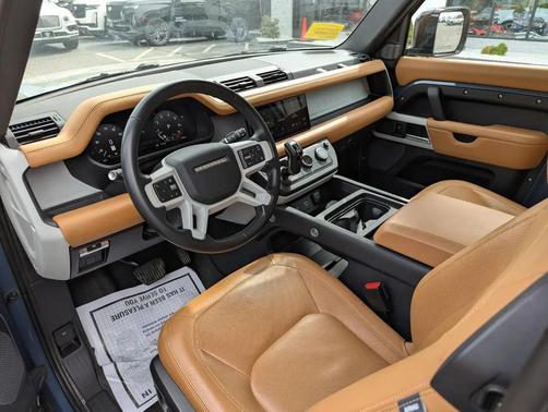 Tasman Blue Metallic 2024 Land Rover Defender 90 P300 S