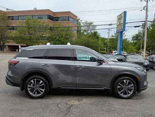 Graphite Shadow 2022 INFINITI QX60 Luxe