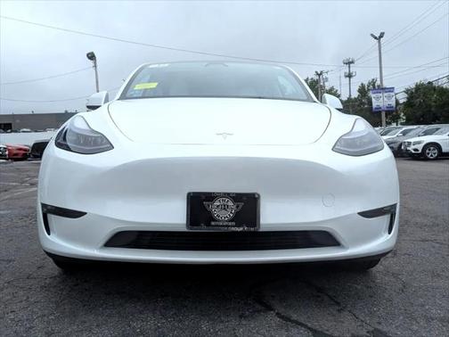 2025 Tesla Model Y Long Range Dual Motor All-Wheel Drive