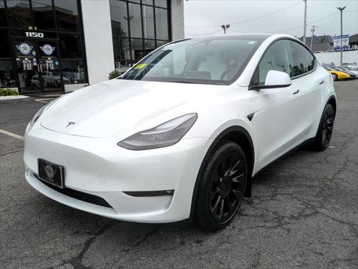 2025 Tesla Model Y Long Range Dual Motor All-Wheel Drive
