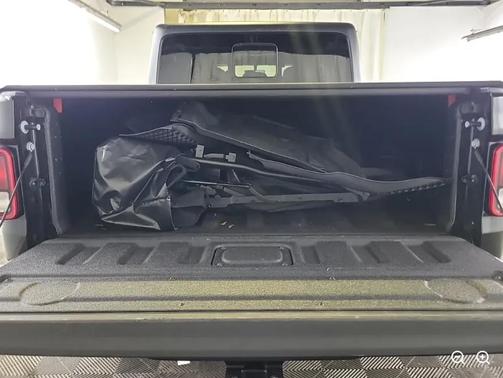 2022 Jeep Gladiator Altitude 4x4