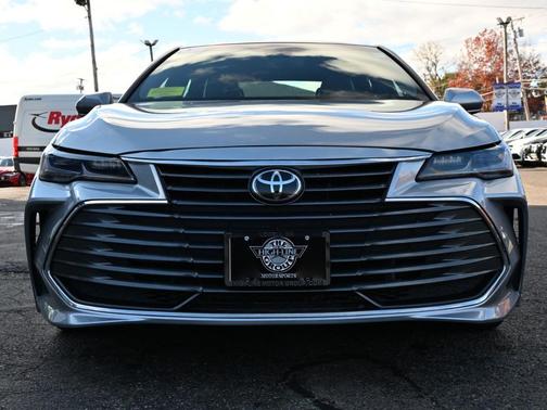 2019 Toyota Avalon Touring