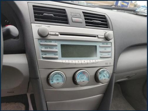 Super White 2009 Toyota Camry 4dr Sdn I4 Man (Natl)