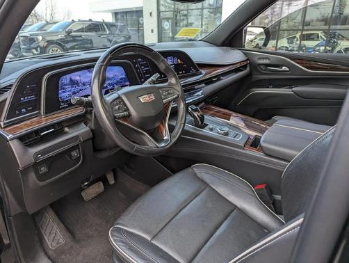 2022 Cadillac Escalade Premium Luxury