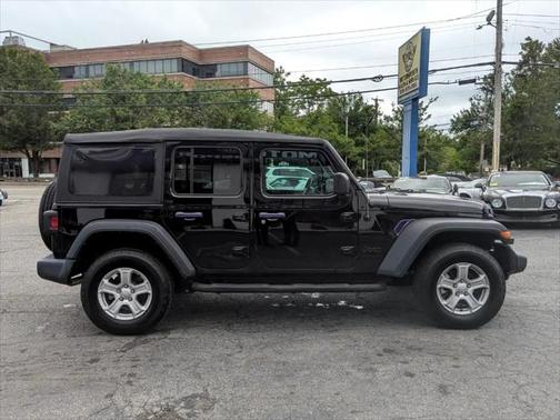 2022 Jeep Wrangler Unlimited Sport