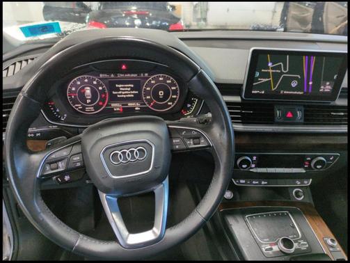 2018 Audi Q5 2.0T Tech Premium