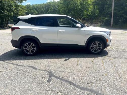 2023 Kia Seltos LX