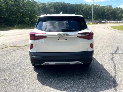 2023 Kia Seltos LX