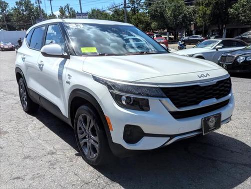 2023 Kia Seltos LX