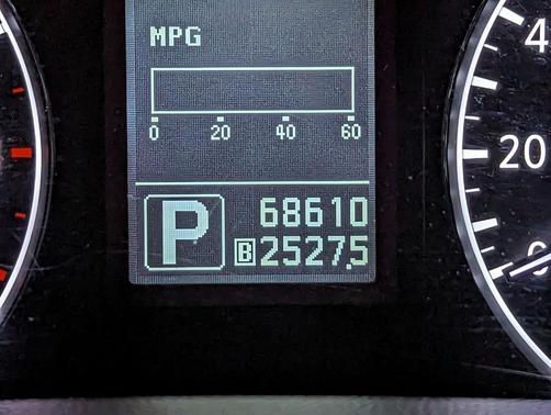 2015 INFINITI Q40 Base