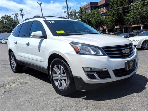 2017 Chevrolet Traverse 2LT