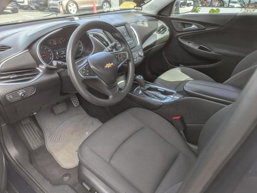 2017 Chevrolet Malibu 1LT