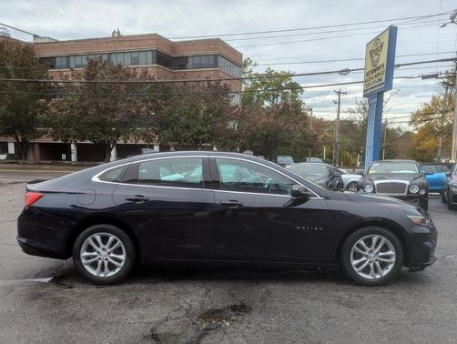 2017 Chevrolet Malibu 1LT