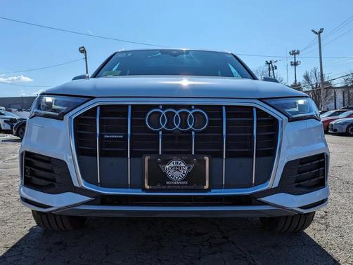2021 Audi Q7 45 Premium Plus
