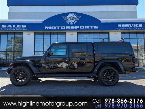 Black Clearcoat 2021 Jeep Gladiator High Altitude 4x4
