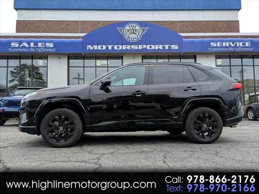 2024 Toyota RAV4 Hybrid SE