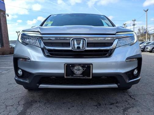 2019 Honda Pilot Touring 8-Passenger