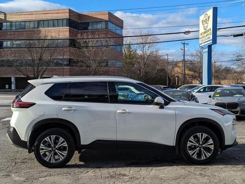 2021 Nissan Rogue SV