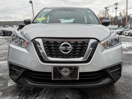2020 Nissan Kicks S