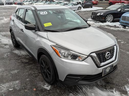 2020 Nissan Kicks S