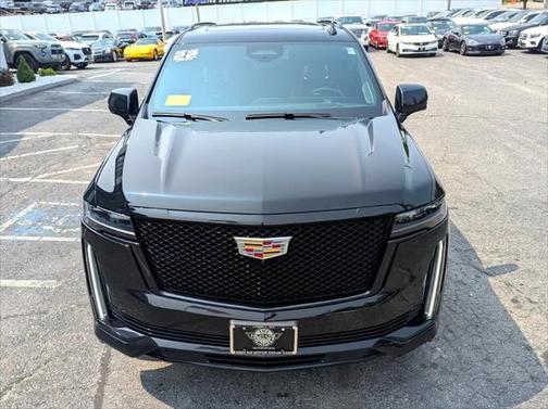 2022 Cadillac Escalade Sport Platinum