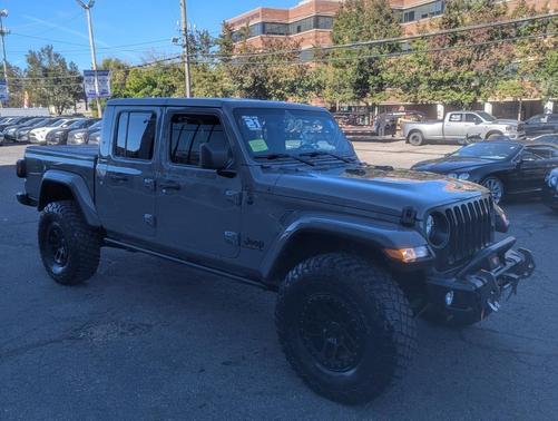 2021 Jeep Gladiator Overland