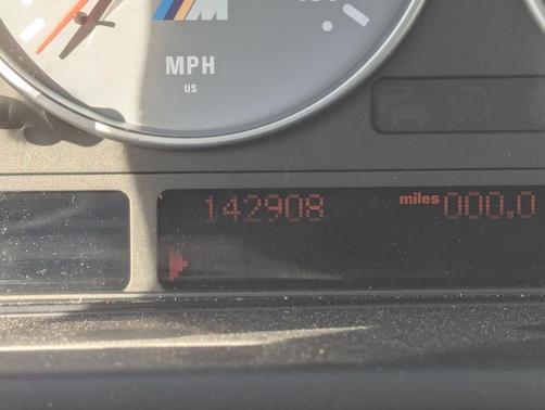 2001 BMW M5 Base