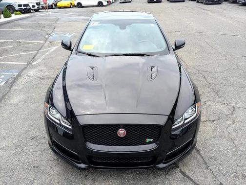 2016 Jaguar XJ XJR