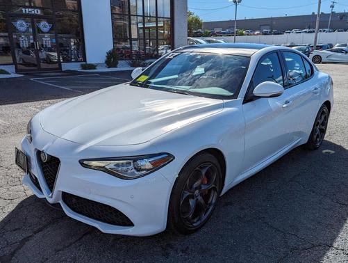 2017 Alfa Romeo Giulia Ti