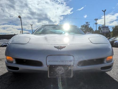 2001 Chevrolet Corvette Base