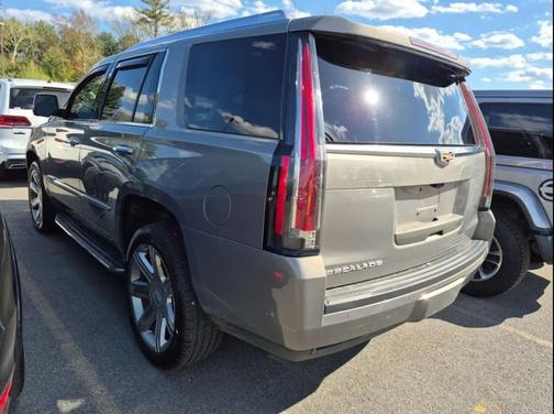 Bronze 2017 Cadillac Escalade Luxury