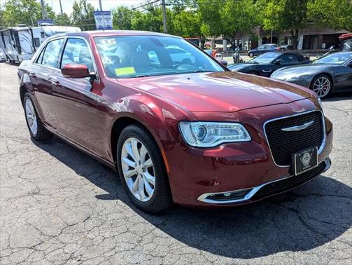 2016 Chrysler 300 S